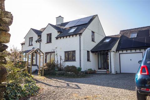 4 bed property, in Crosthwaite, £695,000