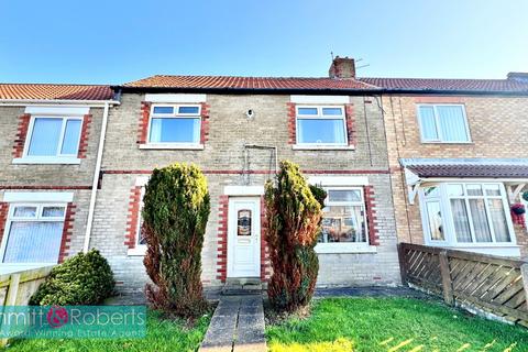 2 bed property, in The Avenue, £80,000