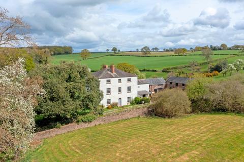 12 bed property, in Southwell Court, £895,000