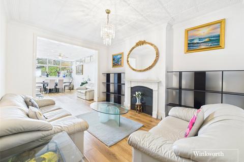 4 bed property, in Egerton Gardens, £960,000