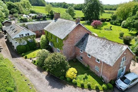 8 bed property, in Holly Ball Lane, £1,250,000