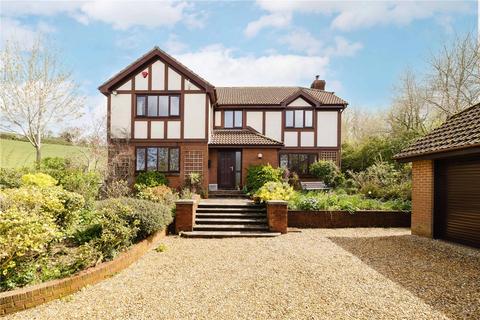5 bed property, in Dunsford, £850,000