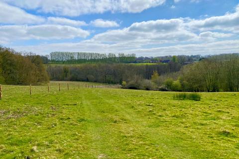 Land, in Hartfield, £195,000