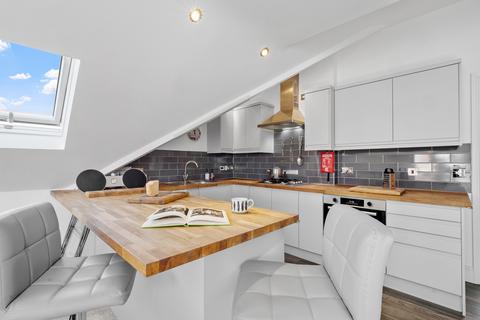 3 bed property, in Swanage, £400,000