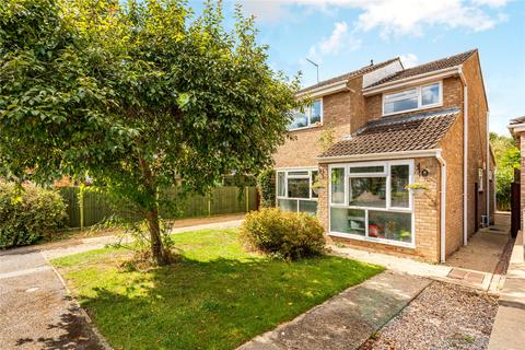 4 bed property, in Gilbert Scott Road, £500,000