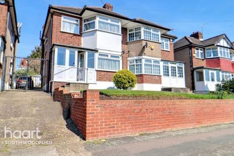3 bed property, in Southend Road, £530,000