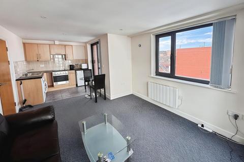 1 bed property, in London Road, £60,000