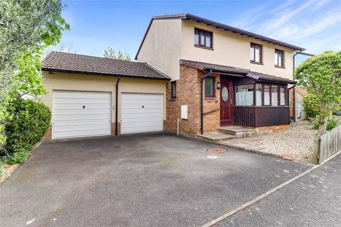 4 bed property, in Lagoon View, £360,000