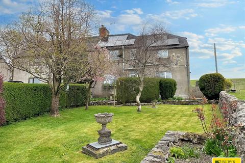 4 bed property, in Newhaven, £525,000