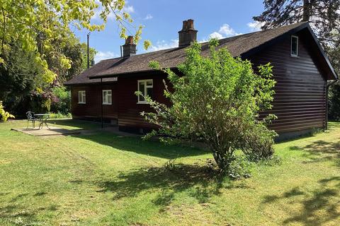 2 bed property, in Worlingworth, £415,000