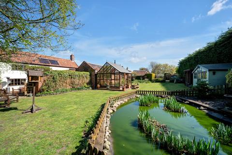 3 bed property, in Mill Road, £600,000