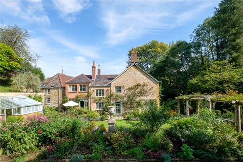6 bed property, in Honeywick, £2,250,000