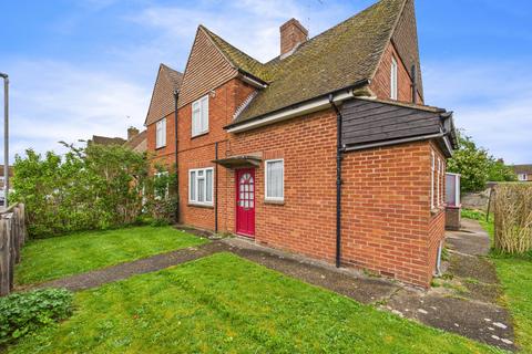 3 bed property, in Elizabeth Road, £450,000