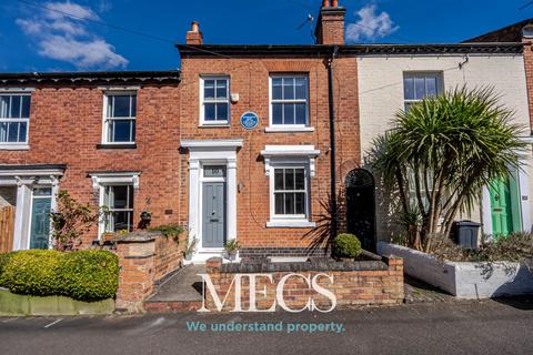 3 bed property, in Bull Street, £550,000
