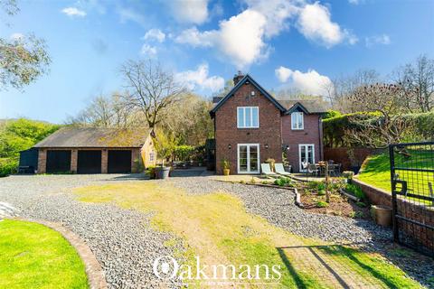 3 bed property, in Hagley Park, £850,000