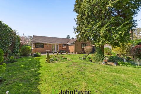 3 bed property, in Gratton Court, £525,000