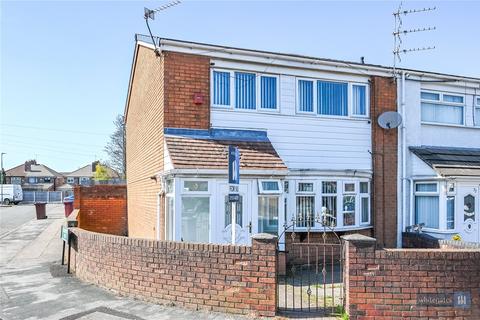 3 bed property, in Woodlands Road, £165,000