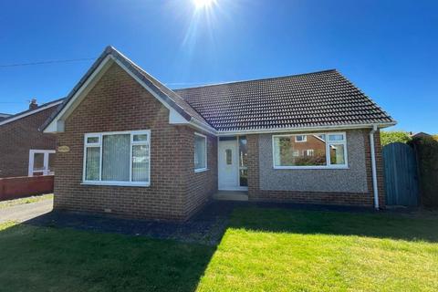 4 bed property, in Langbaurgh Close, £350,000