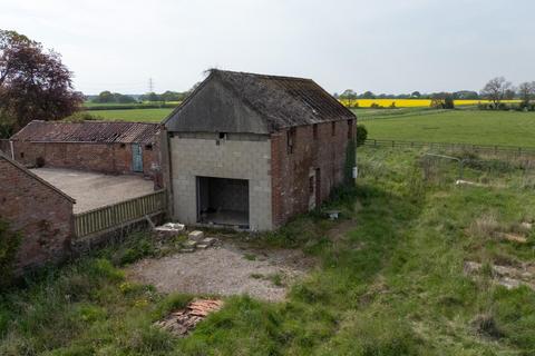 3 bed property, in Sheriff Hutton, £335,000