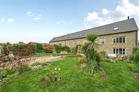 4 bed property, in Chapel Farm Barns, £995,000