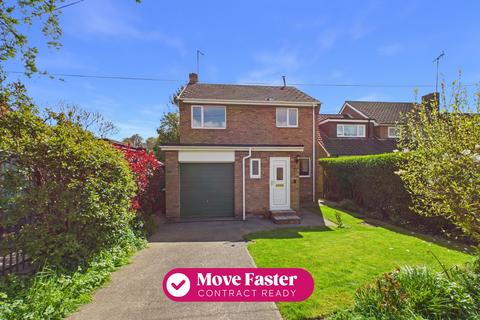 3 bed property, in Walkington Road, £270,000
