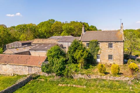 4 bed property, in Haverah Park, £1,100,000