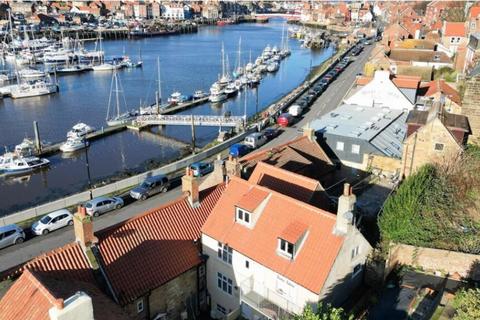 3 bed property, in Ivy Cottage, £245,000