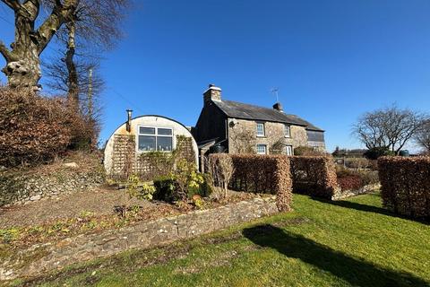 5 bed property, in Pontsian, £750,000