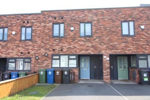 3 bed property, in Brentwood, £220,000