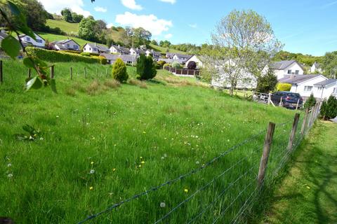 Land, in Mawnog Fach, £60,000