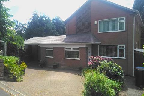 3 bed property, in St. Lesmo Road, £400,000