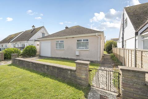 3 bed property, in Norfolk Way, £360,000