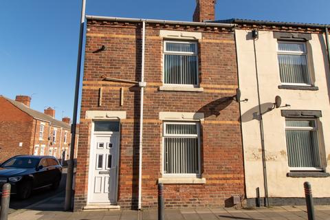 2 bed property, in Middle Street, £12,000