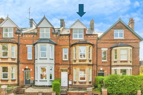 3 bed property, in Old Tiverton Road, £440,000
