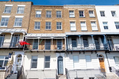 9 bed property, in Nelson Crescent, £950,000