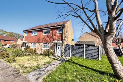 3 bed property, in Barrow Way, £340,000
