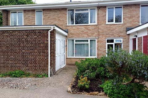 2 bed property, in Eggardon Close, £125,000