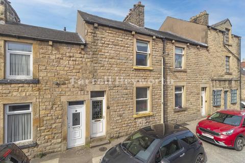 3 bed property, in Stanley Street, £185,000