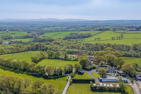4 bed property, in Highampton, £1,075,000