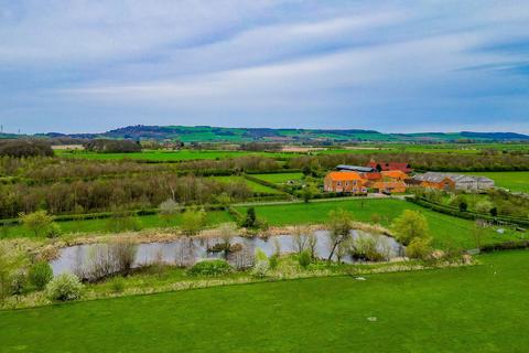 5 bed property, in Eastfield Farm, £2,950,000