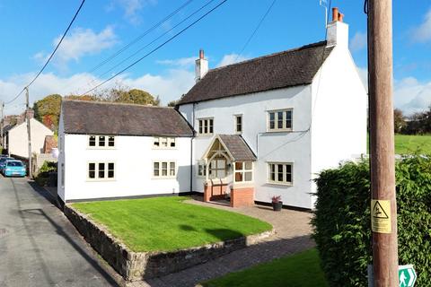 4 bed property, in High Street, £499,995