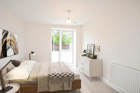 2 bed property, in Windsor Road, £280,000
