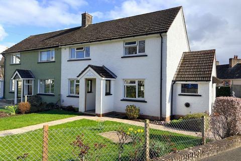 3 bed property, in Pentwyn, £290,000