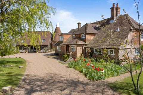 6 bed property, in Laundry Lane, £1,500,000
