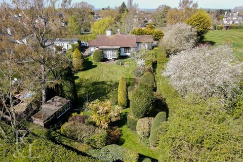 3 bed property, in Stanton Lane, £595,000