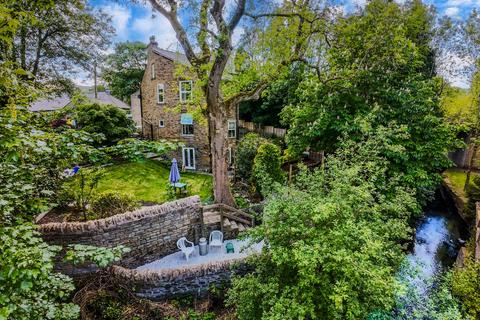 4 bed property, in Walk Mill Road, £575,000
