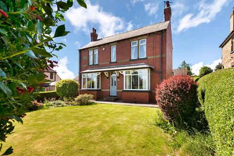 3 bed property, in Thorne House, £325,000