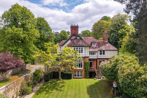 7 bed property, in Bishops Down Road, £3,000,000