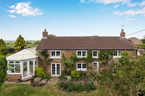 3 bed property, in Skipton on Swale, £500,000