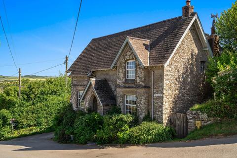 3 bed property, in East Allington, £450,000